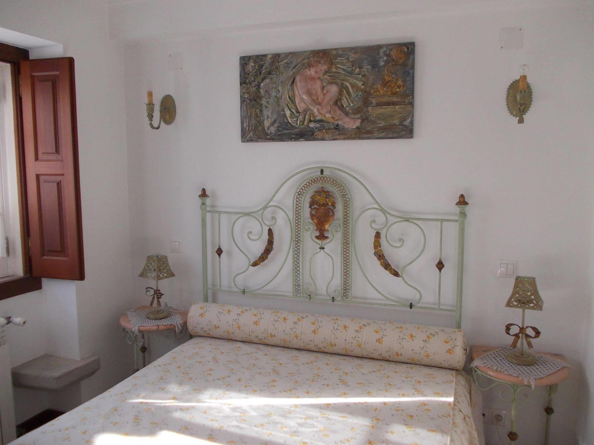 Casa De S. Thiago De Obidos Hotell Eksteriør bilde